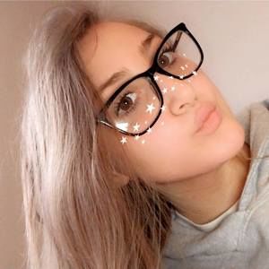 Meet your Posher, Mackenzie